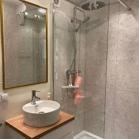 Nowoczesny Smart Apartament Blisko Centrum. アパート グディニャ
